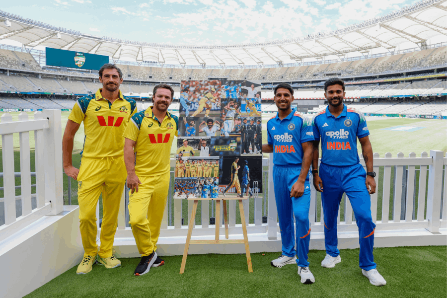 India VS Australia 1st ODI