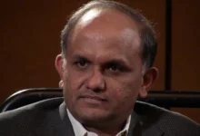 Shantanu Narayen Adobe CEO Resign